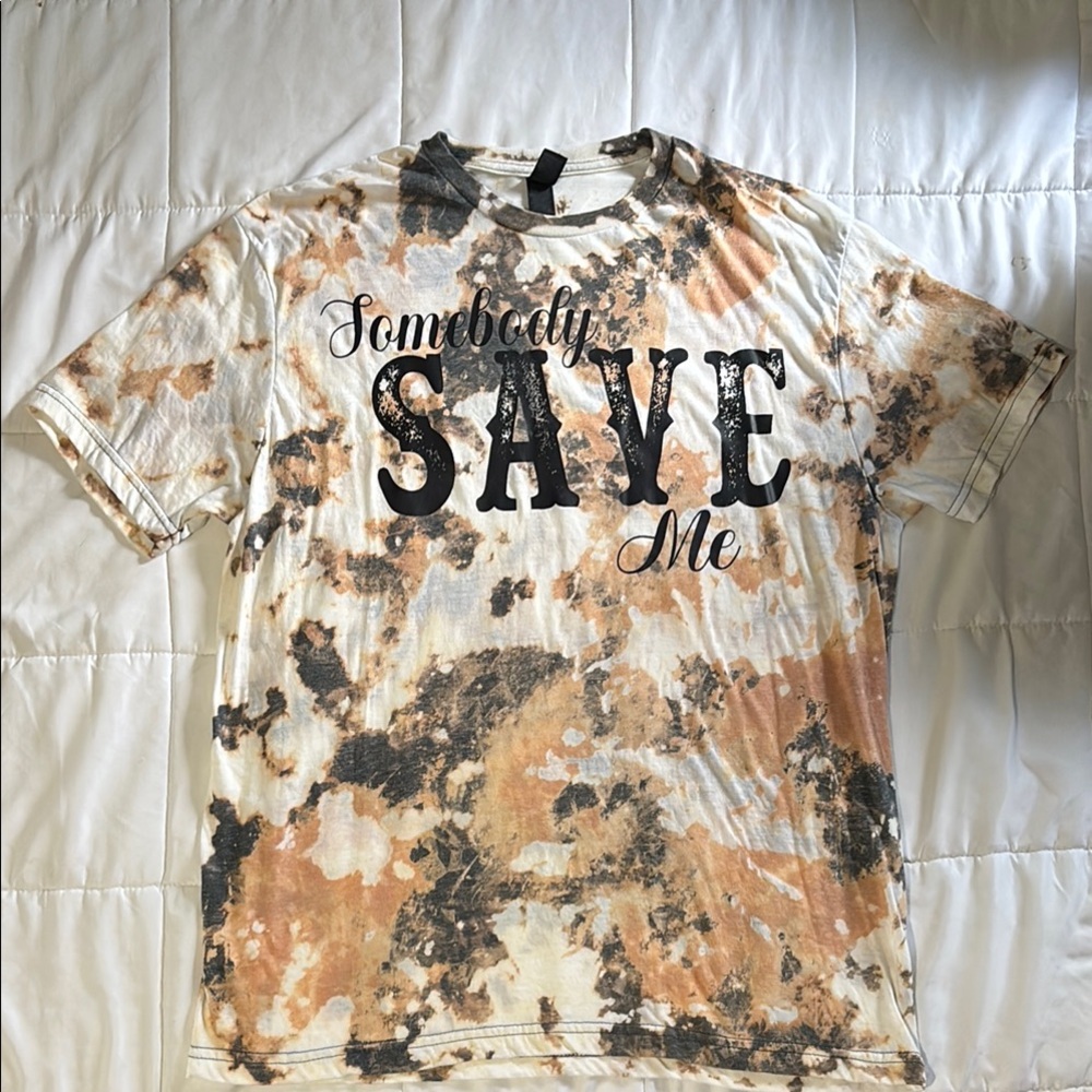 Gildan Softstyle Tie-Dye Somebody Save Me  T-Shirt - Cream and Brown